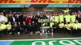 Lewis Hamilton wint Russische GP voor zijn 100e F1-raceoverwinning